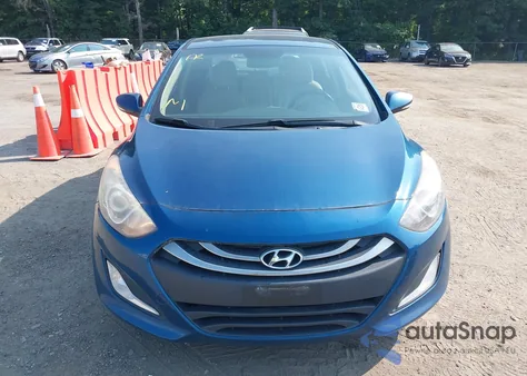2014 Hyundai Elantra Gt z USA, uszkodzony, nr VIN KMHD35LHXEU195866